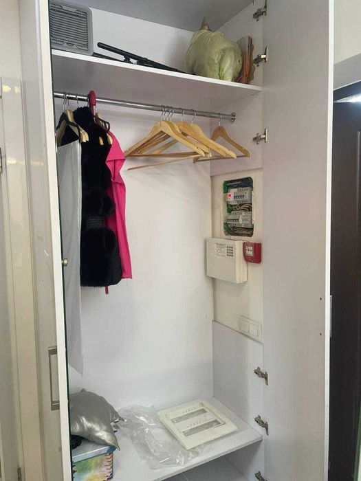 Продам шафу для одягу в гарному стані