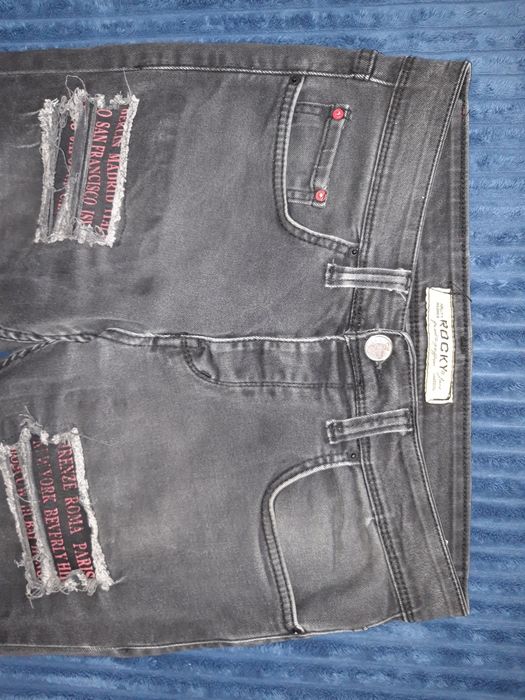 Фірмові Джинси на підлітка розмір 32