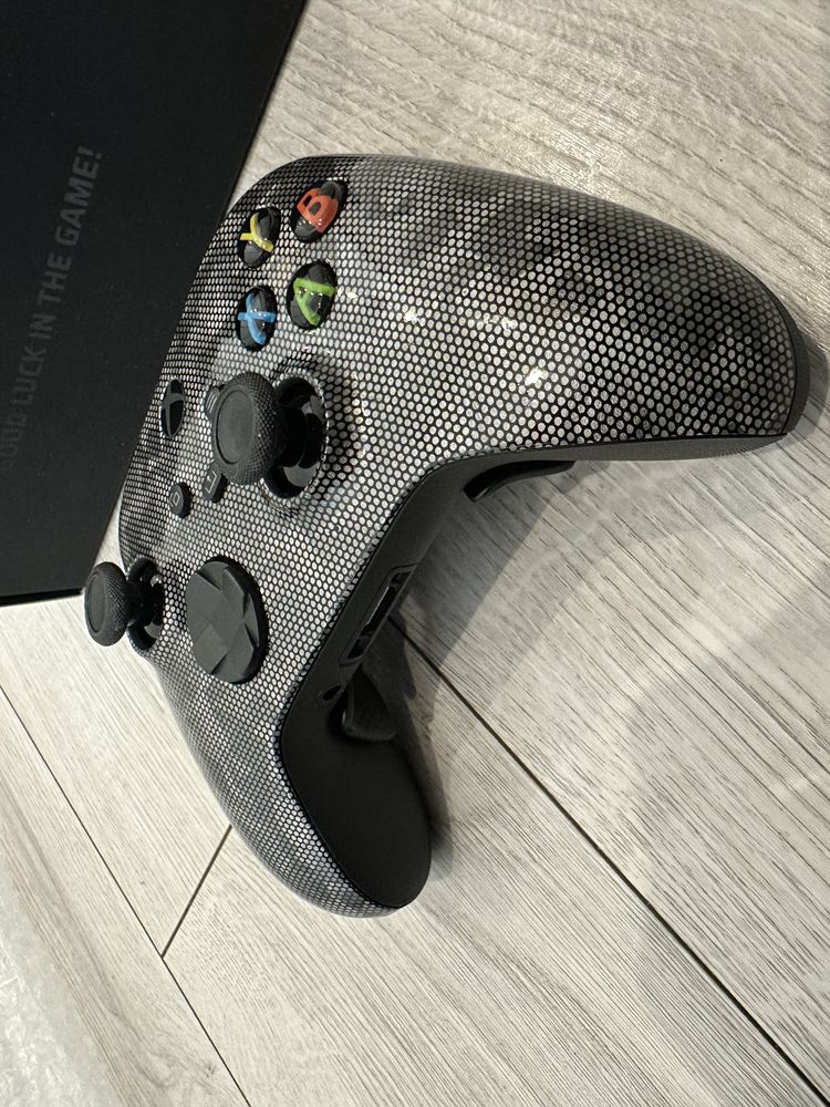 AIMControllers kontroler pad Xbox X spider black friday prezent