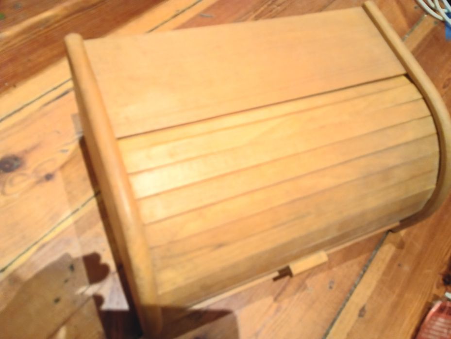 Pojemnik na chleb drewniany