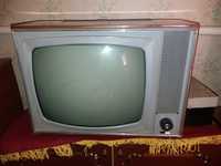 Раритетный черно-белый телевизор "Березка" (работает) 60-70 х