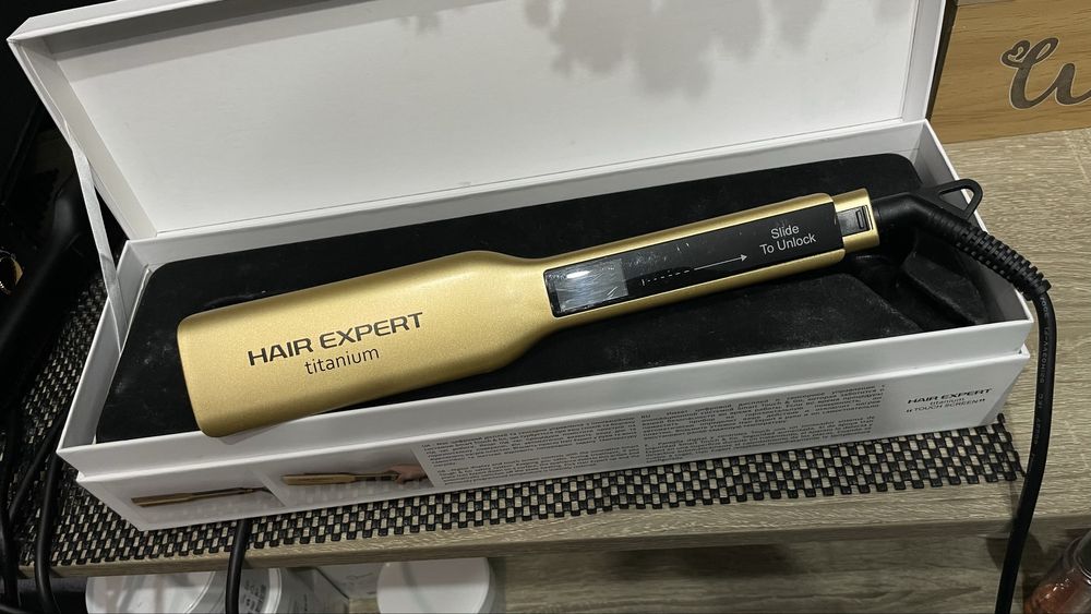 Професійна праска вирівнювач