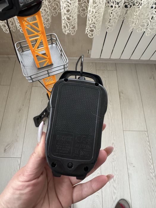 Підйомний кран на пульті! Новий!!