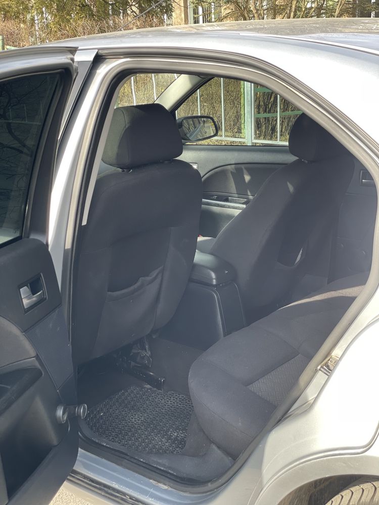 Ford mondeo 3 2.0 TDCI 2004