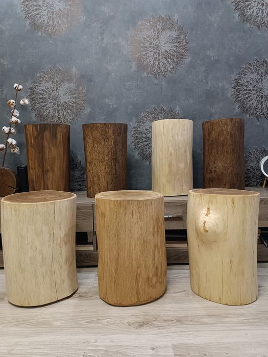 Пеньки столики стільці