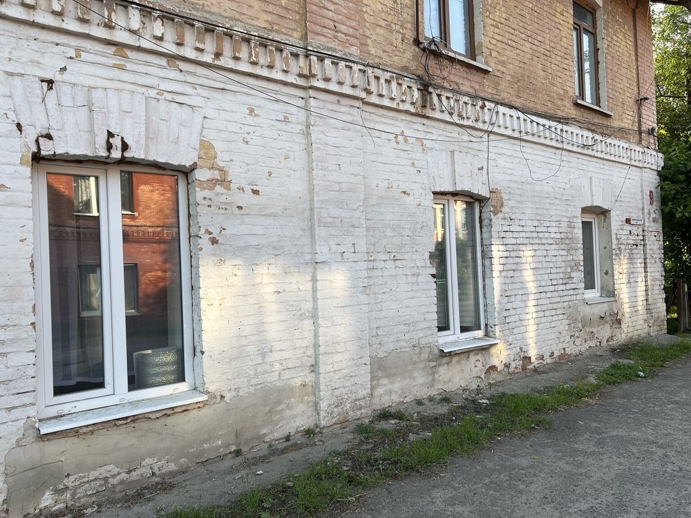 р Продам 2-кімнатну квартиру на землі з укриттям