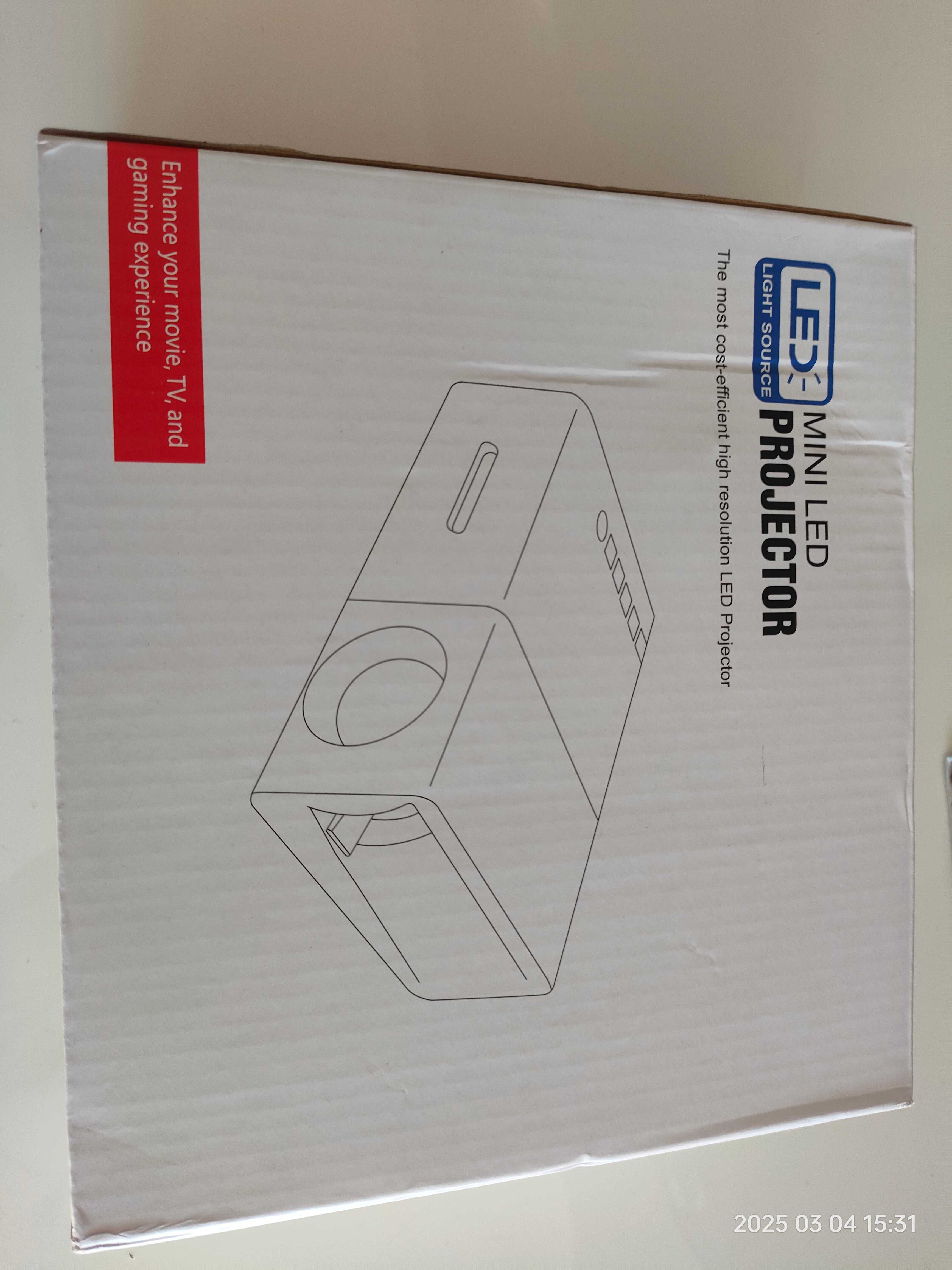 Nowy mini projektor LED
