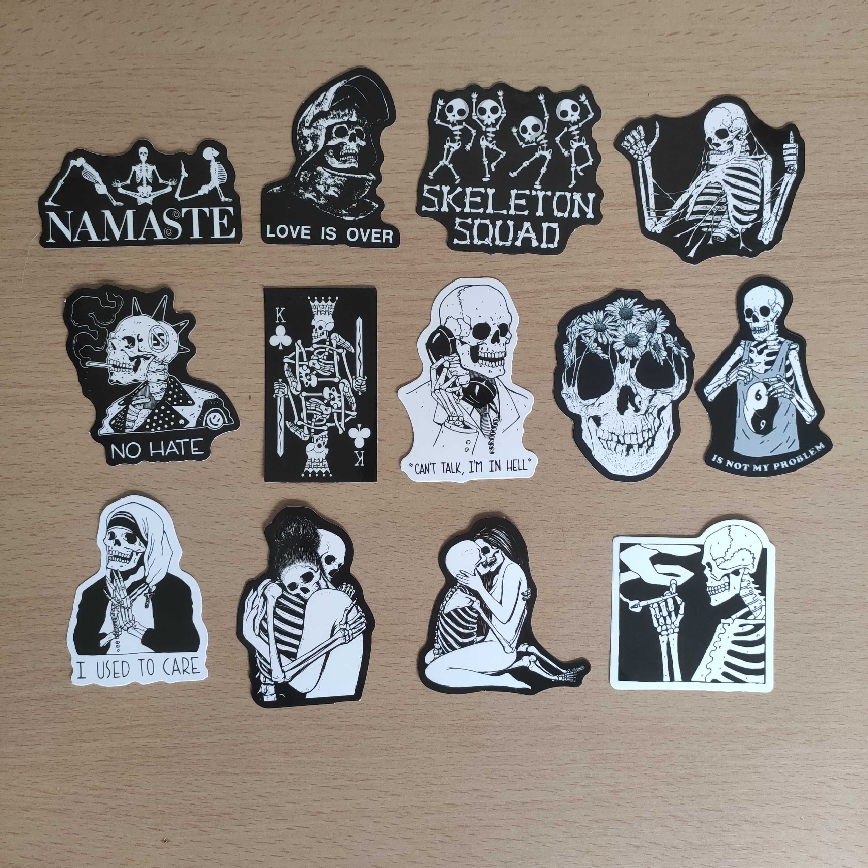 50 Autocolantes Stickers Esqueletos Namaste Hell