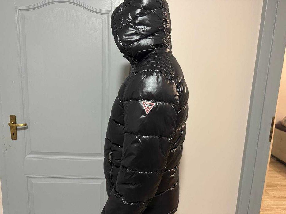 Продам нову куртку GUESS Men's Hooded Puffer Coat