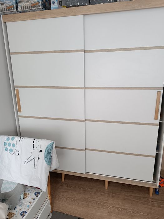 Szafa przesuwna biała