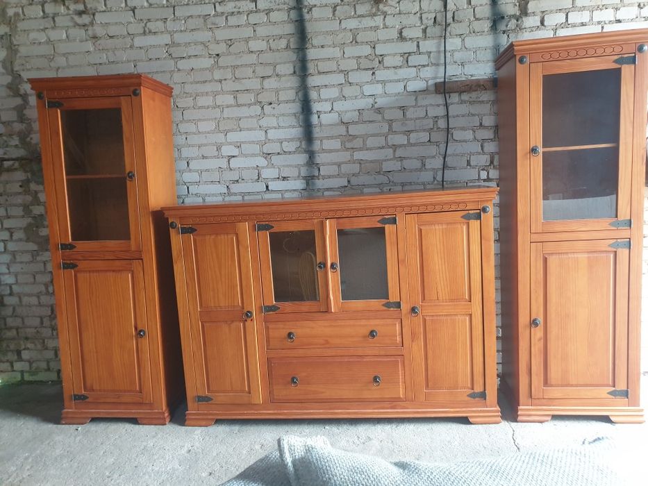 Zestaw mebli rustrykalnych