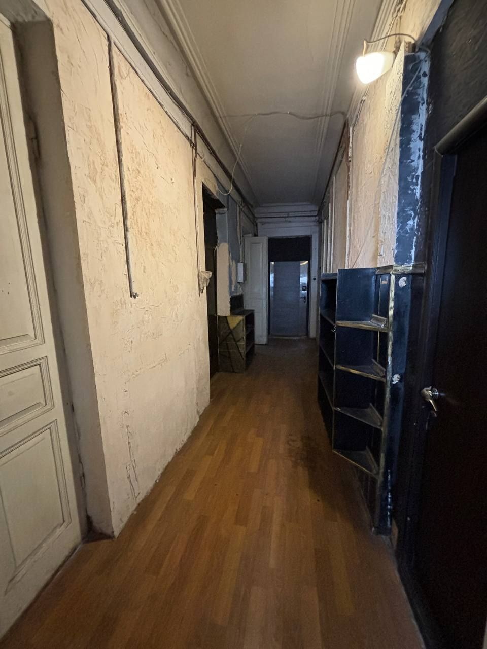 2 комнаты в коммуналке ул.Гольберговская, центр, метро Конституции