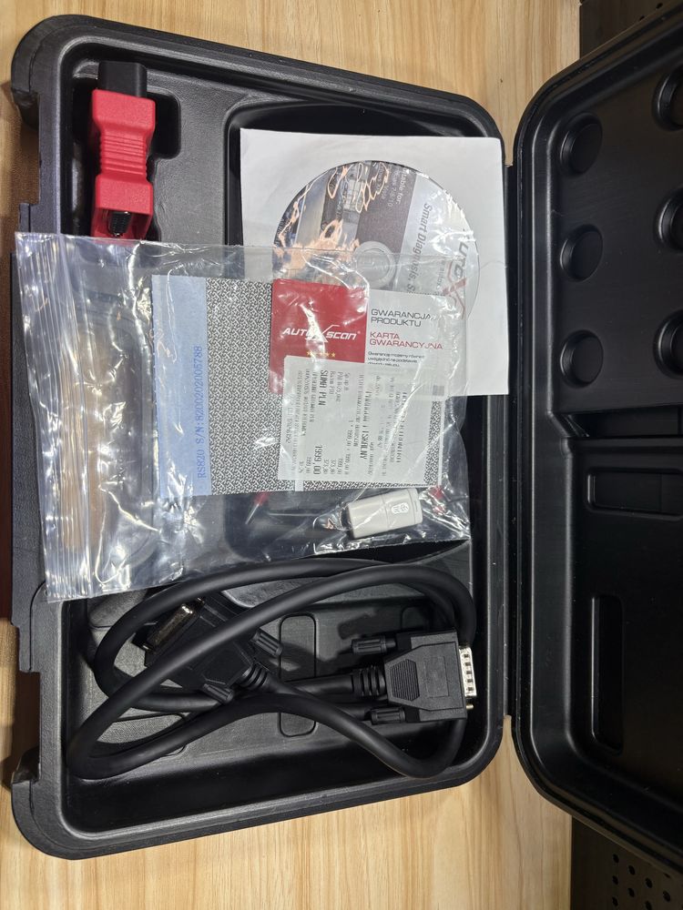 Tester diagnostyczny auto x scan RS820 pro wszystkie marki