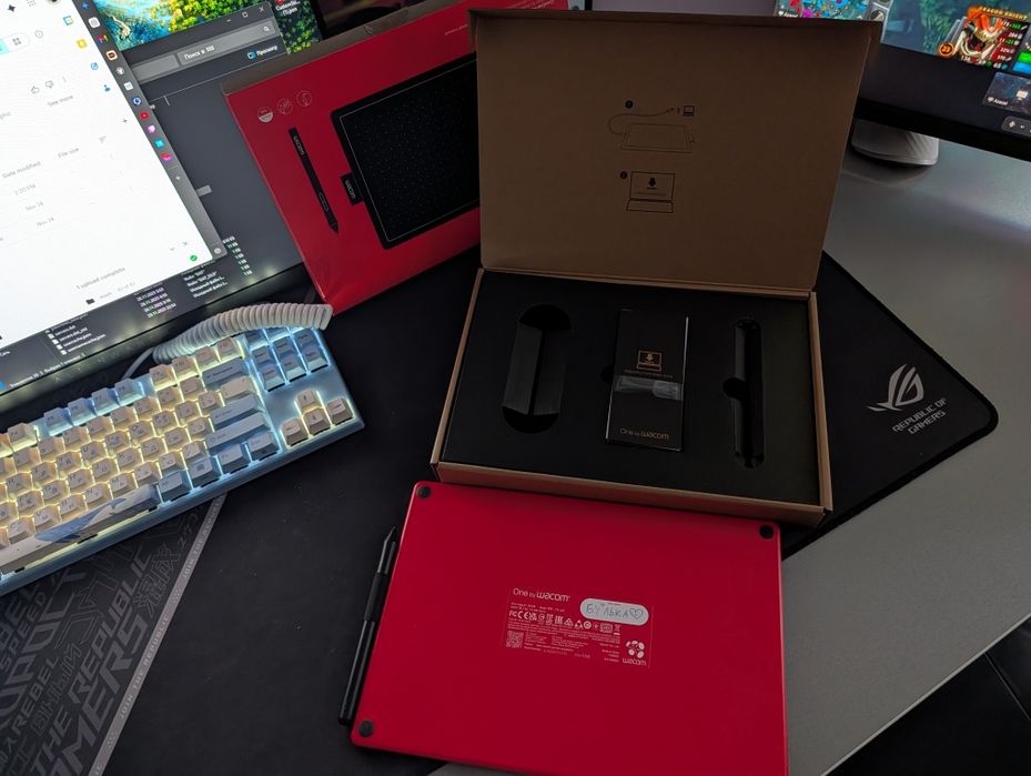 Графічний планшет One by Wacom M