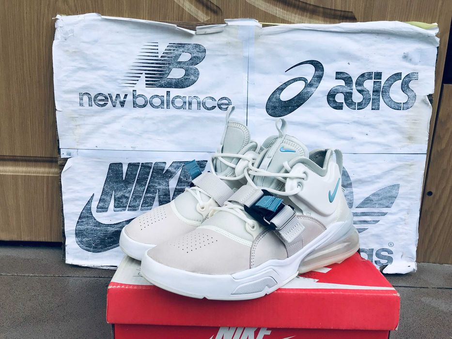 Кроссовки Nike Air Force 270 кожаные