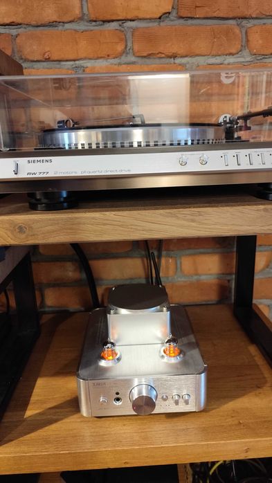 Taga Harmony HTA-700b V.3 (PSVANE) wzmacniacz hybrydowy, świetny stan