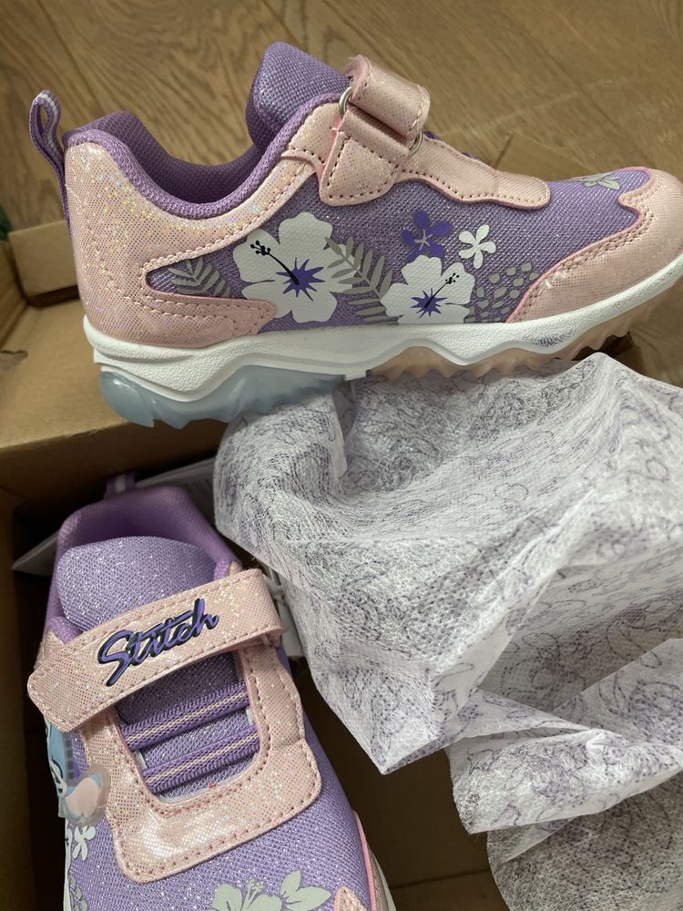 Nowe buty 27 świecące Stitch na gwarancji