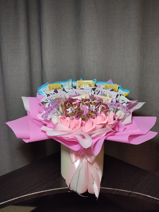 Букети із цукерок!Солодкі букети!Сладкие букеты!Солодкий подарунок!