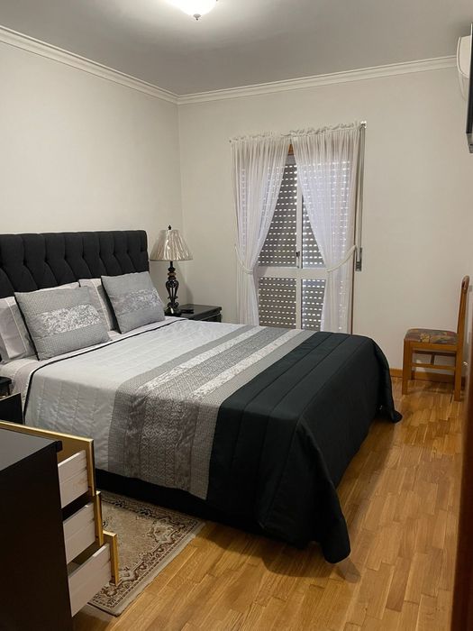Arrenda-se Apartamento T3  junto a praia