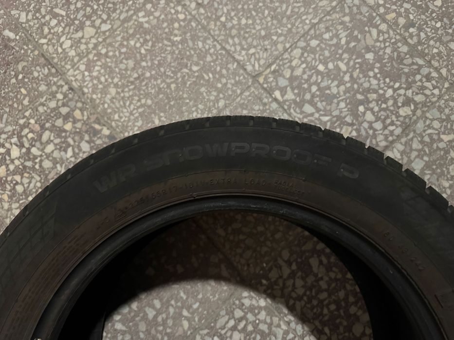 Nokian komplet opon zimowych 225 55 R17 101 V