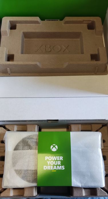 Xbox Series S 512 GB – Estado Impecável + Extras Incluídos