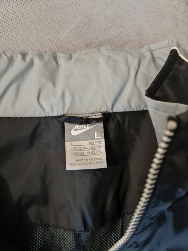 Czarna Szwedka Nike