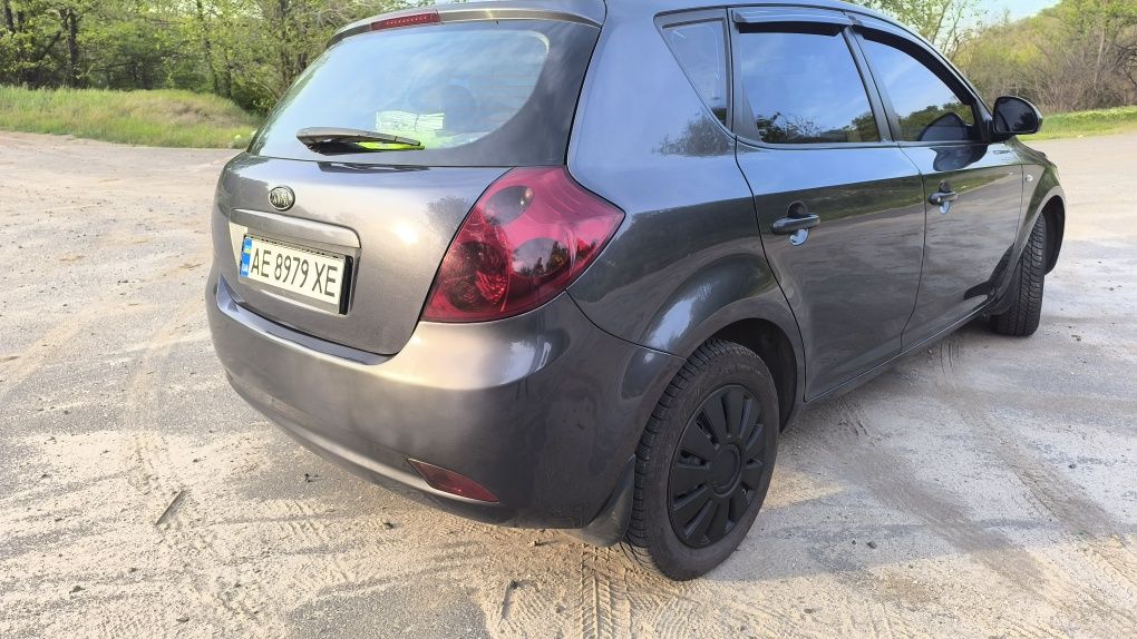 Kia ceed ED 1.4  2007