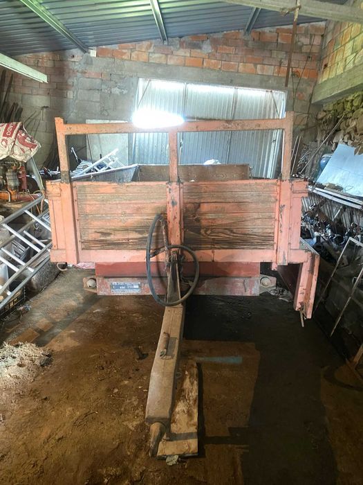 Reboque para trator usado