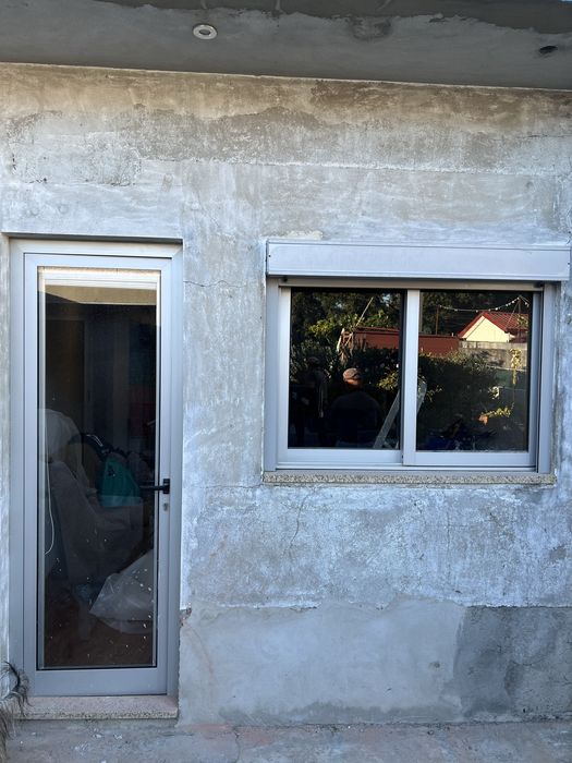 Janelas c/estore portas aluminio