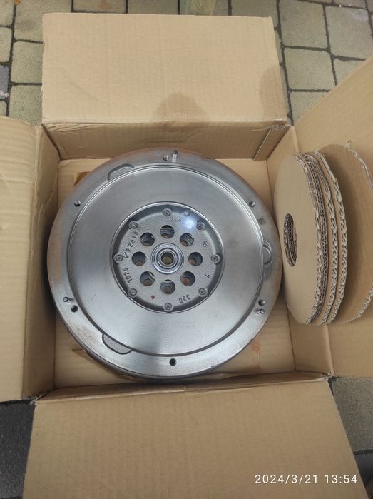 Демпфер для спринтер (sprinter) om651 оригинал