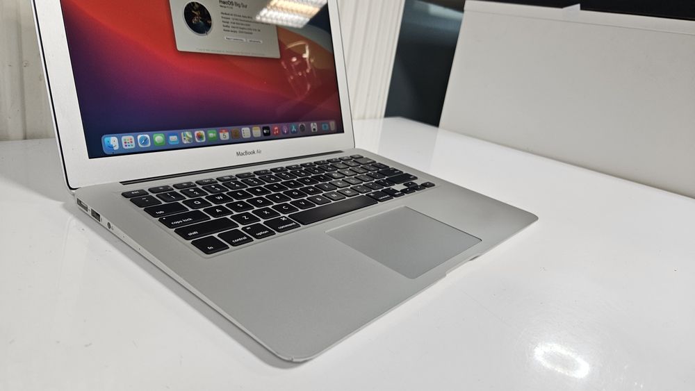 Macbook Air A1466  13,3/i5-4260u/8GB/256SSD/Big Sur