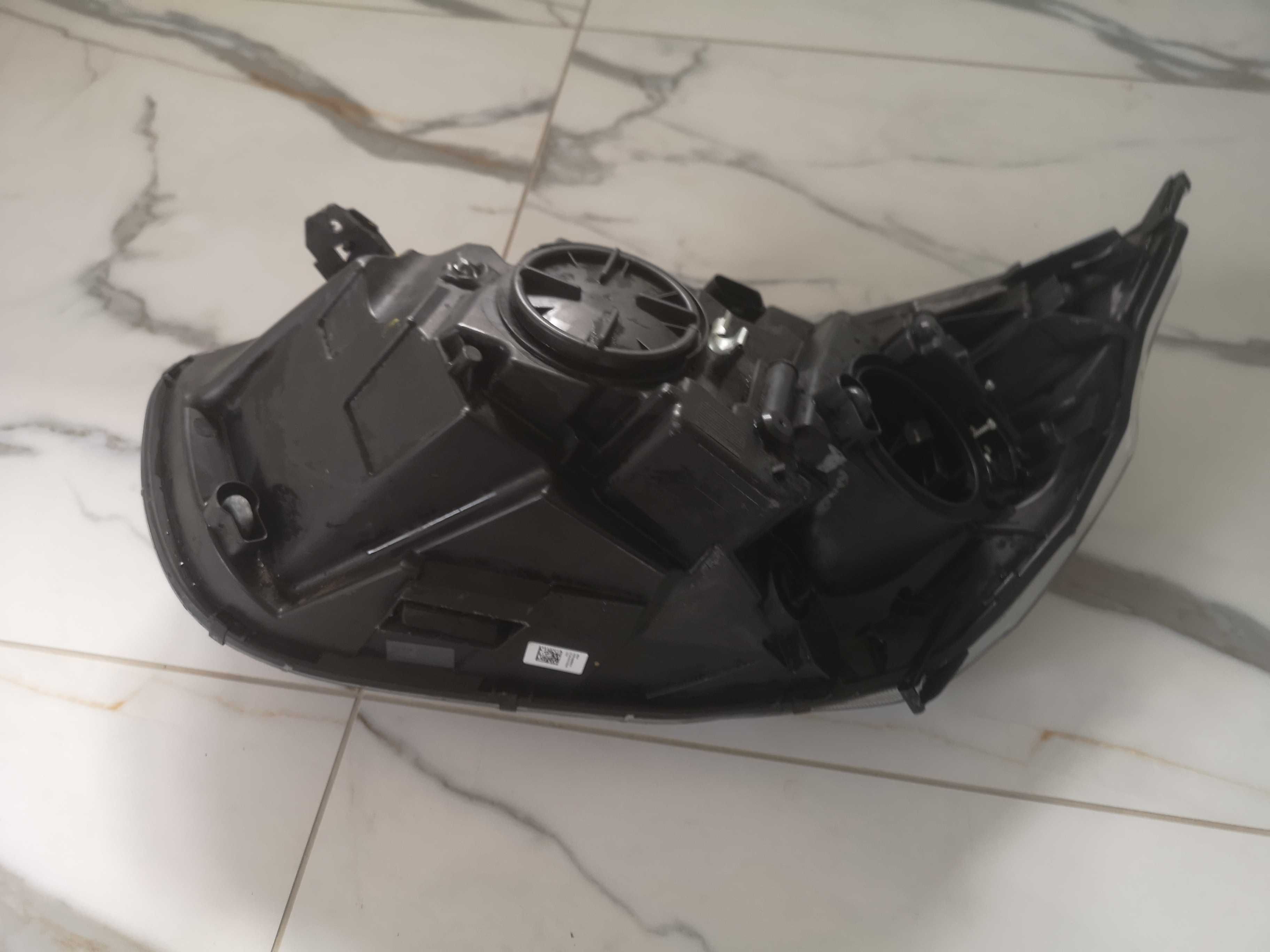 przednia prawa lampa ford transit custom bi-xenon hid 17->