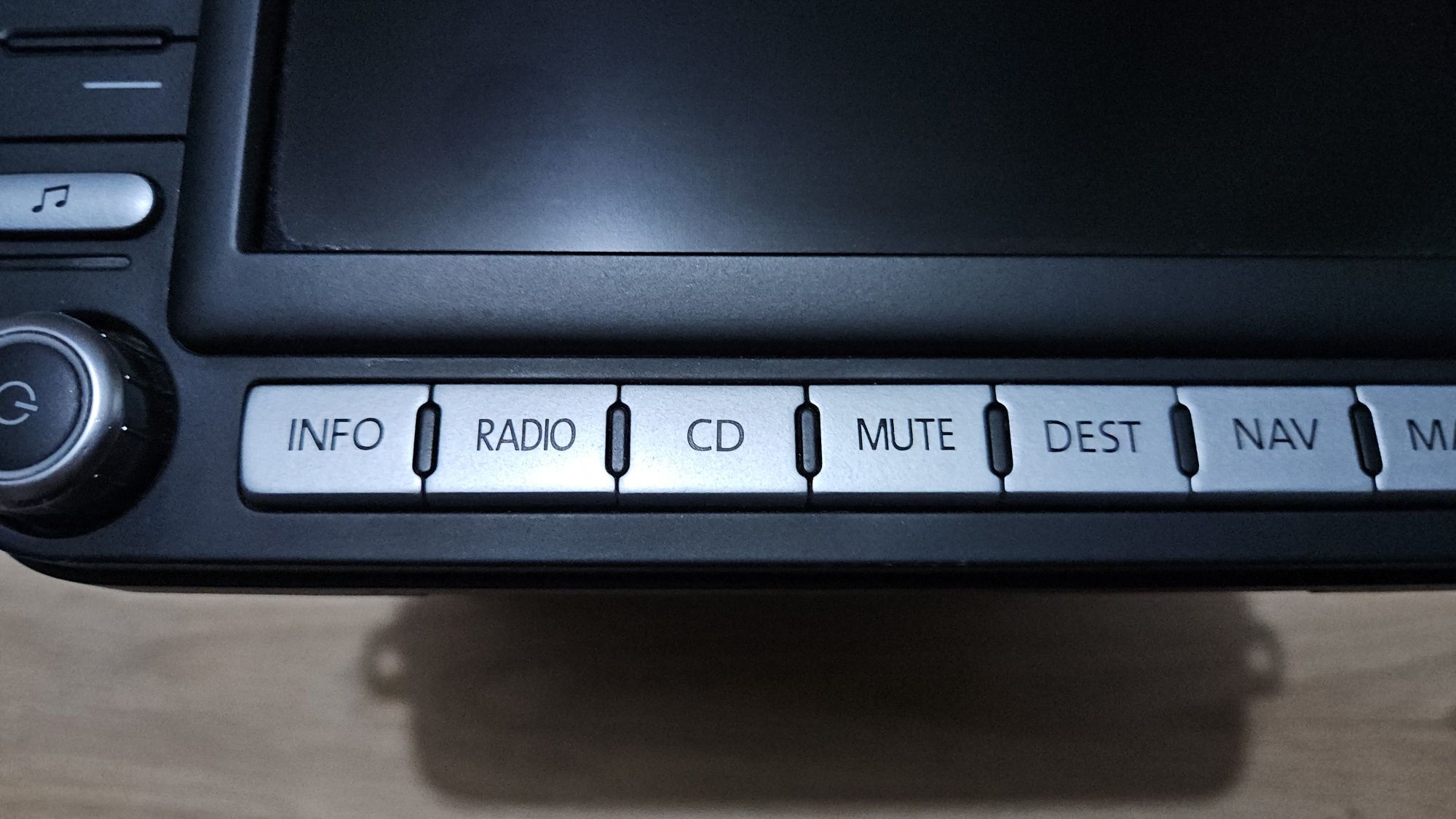 Radio MFD2 Navi VW Passat B6 Golf V 5 DVD