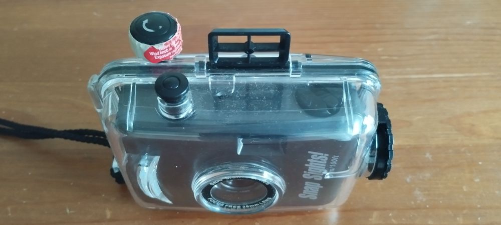 Máquina fotográfica de rolo subaquática