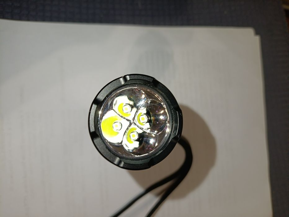 Потужний ліхтарик Sofirn sr15 4500L