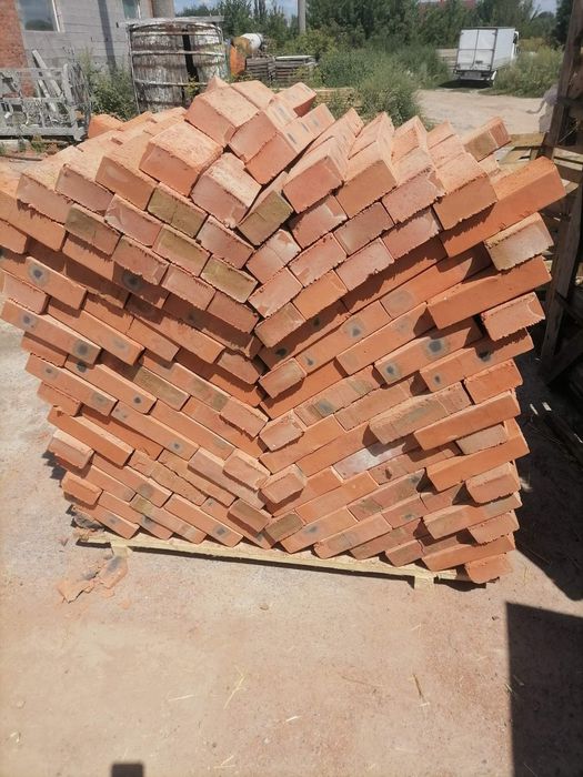 Цегла м-150 з доставкою маніпулятором