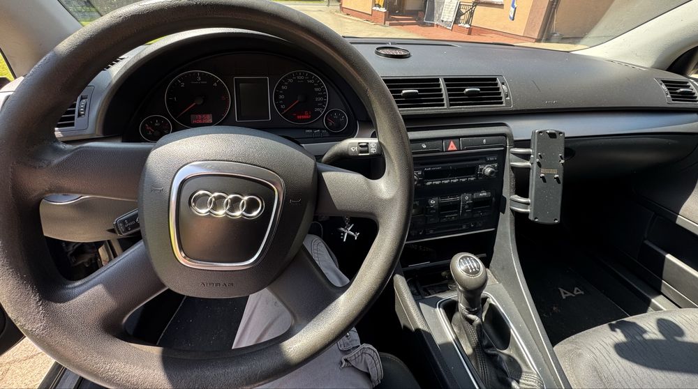 Audi a4 b7 2.0tdi 140km
