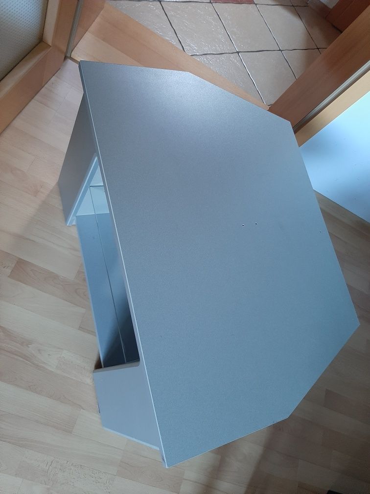 Szafka pod telewizor
