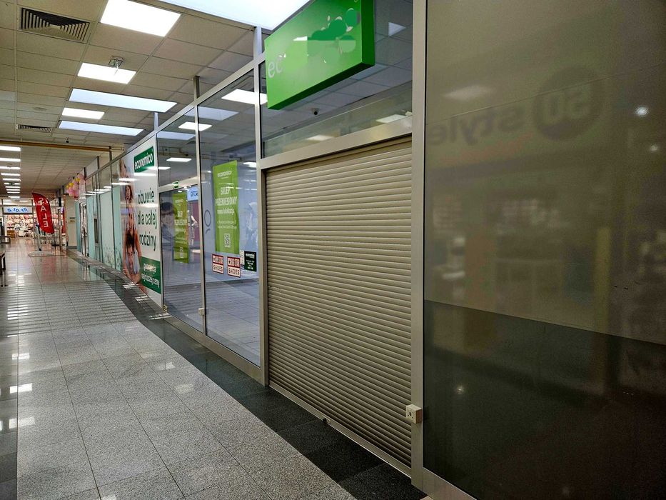 Do wynajęcia atrakcyjny lokal w centrum handlowym.