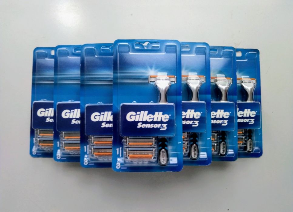 Gillette Sensor 3 maszynka + 8 wymiennych wkładów 10 opk.