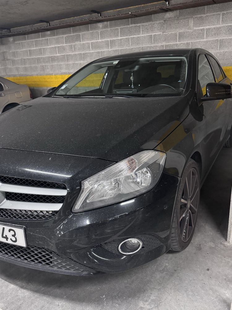 Mercedes A180 em excelente estado
