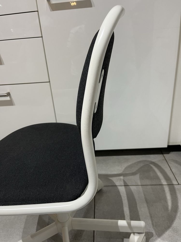 Dziecięce krzesło biurowe ÖRFJÄLL IKEA