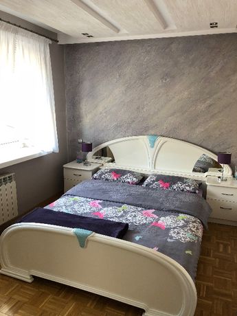 lakierowana sypialnia szafa łożko stelaż szafki nocne stan bdb