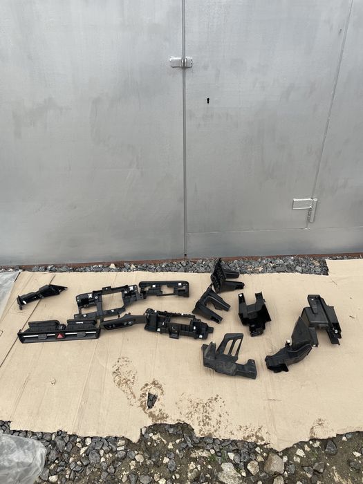 Пластік,пластіки салону кіа ніро2