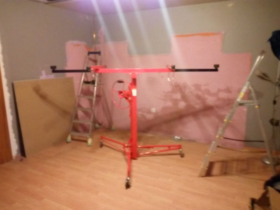 Podnośnik do płyt kartono gipsowych