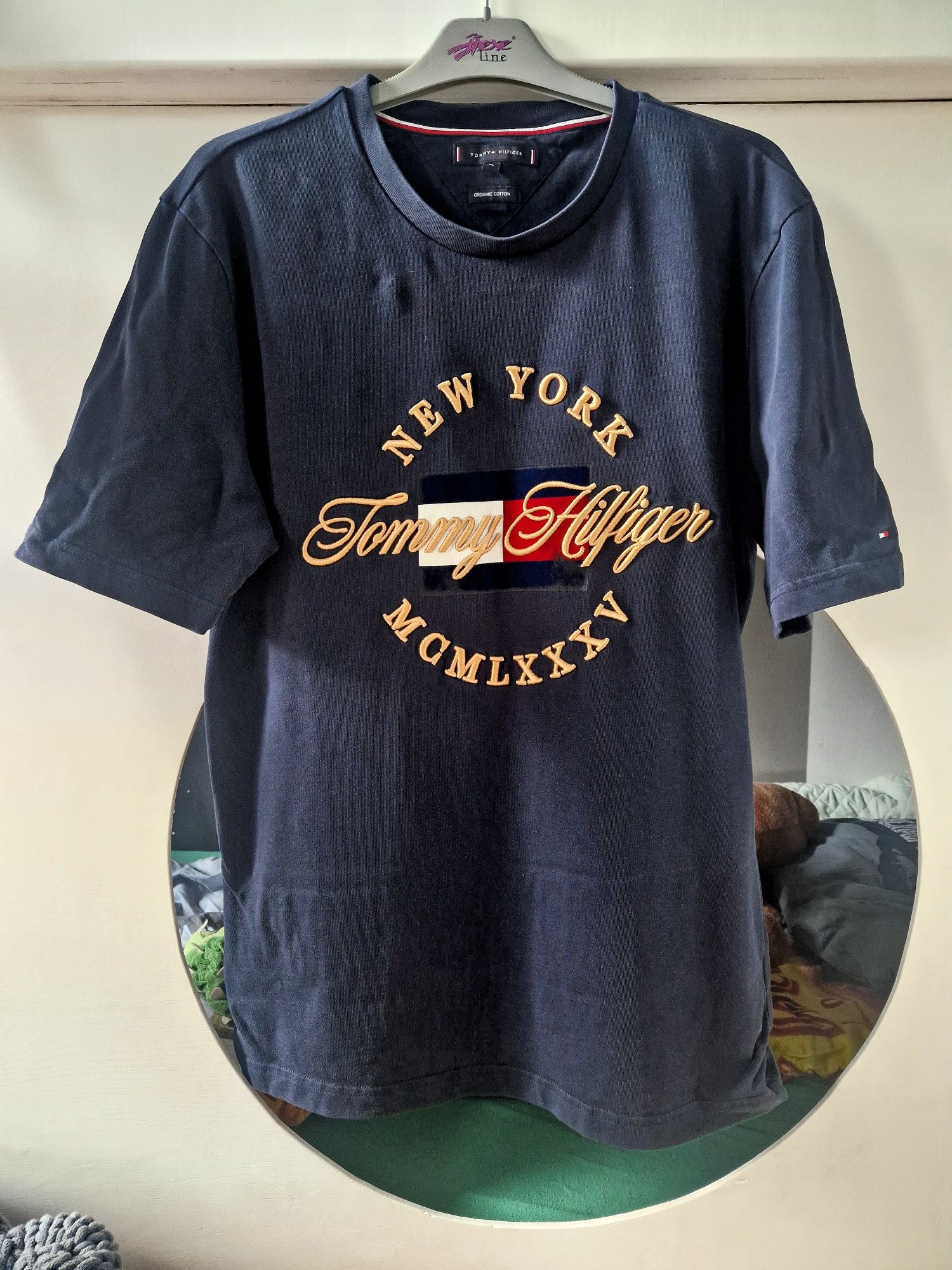 Granatowa koszulka Tommy Hilfiger New York organic cotton