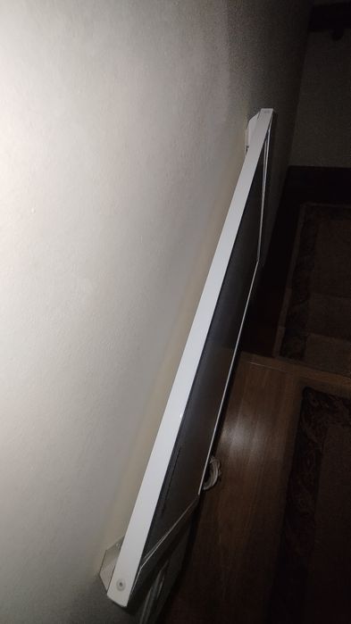 Dois aquecedores iguais de parede