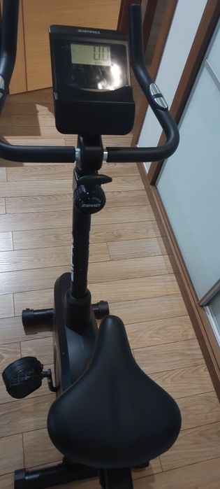 Bicicleta Estática magnética Zipro Boost Gold