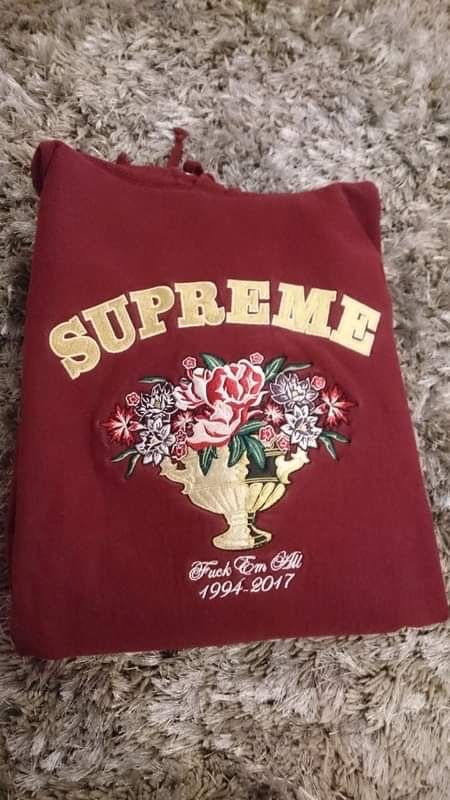 Supreme Centerpiece Hoodie Bluza