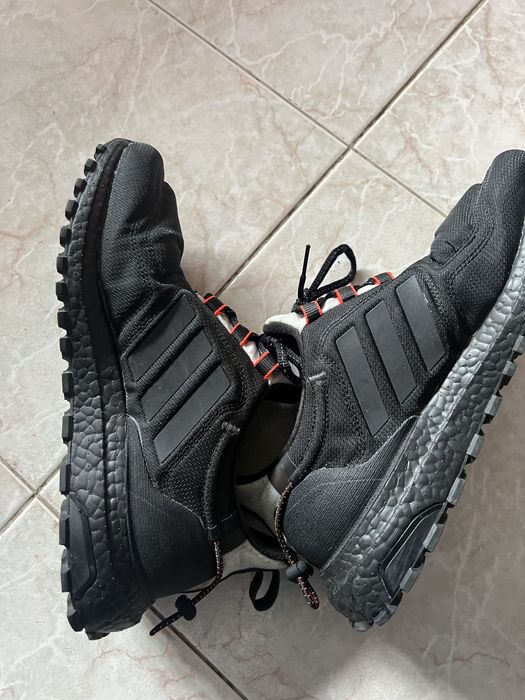 Sapatilhas semi novas Adidas UltraBoost